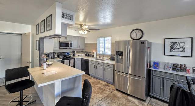 Photo of 8902 W Ironwood Dr, Peoria, AZ 85345