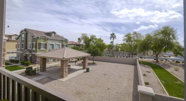 Photo of 1382 S Sabino Dr, Gilbert, AZ 85296