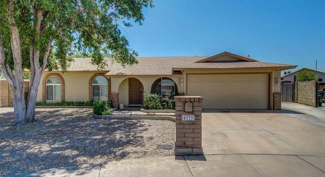 Photo of 4939 W VILLA MARIA Dr, Glendale, AZ 85308