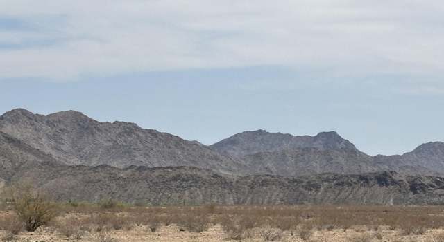 Photo of 0 N2 S2 W2 Se4 -- Unit -, Arlington, AZ 85322