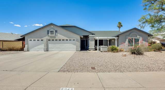 Photo of 8942 W Peck Dr, Glendale, AZ 85305