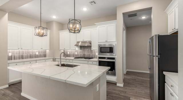 Photo of 14045 W Desert Flower Dr, Goodyear, AZ 85395