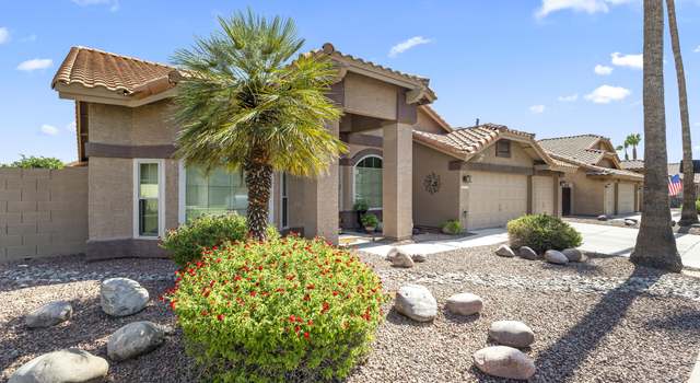 Property at 1449 W Sherri Dr, Gilbert, AZ 85233, 4 beds, 2 baths