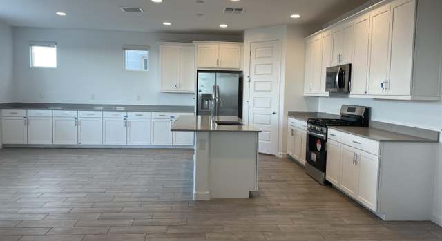 Photo of 2948 E Hayfield Way, San Tan Valley, AZ 85140