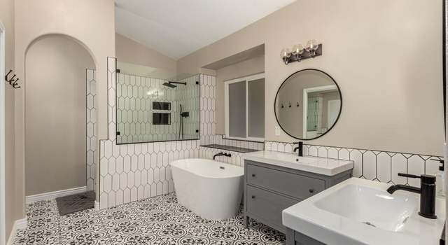Photo of 16014 S 13th Way, Phoenix, AZ 85048