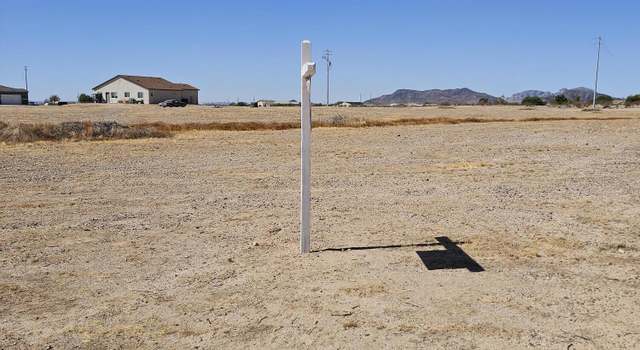 Photo of xxx S 371th Ave Unit none, Tonopah, AZ 85354