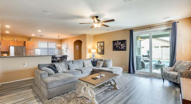 Photo of 17946 W Sunnyslope Ln, Waddell, AZ 85355