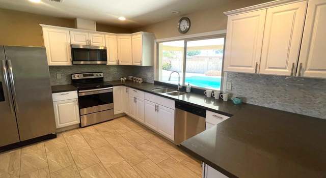Property at 9615 N 34th Ave, Phoenix, AZ 85051, 4 beds, 2 baths