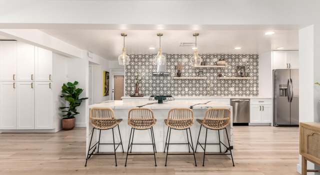 Photo of 8112 N 10th Pl, Phoenix, AZ 85020
