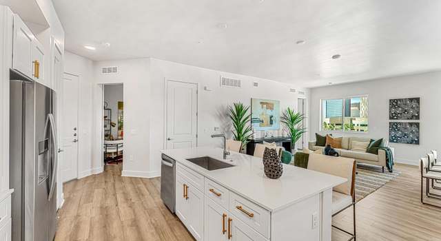 Photo of 3131 N Central Ave #6012, Phoenix, AZ 85012