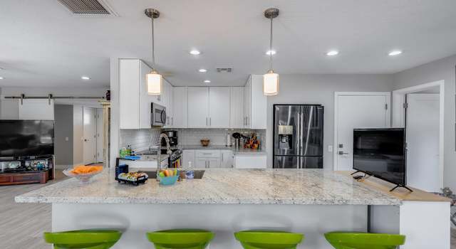 Photo of 17012 N 97th Dr, Sun City, AZ 85373