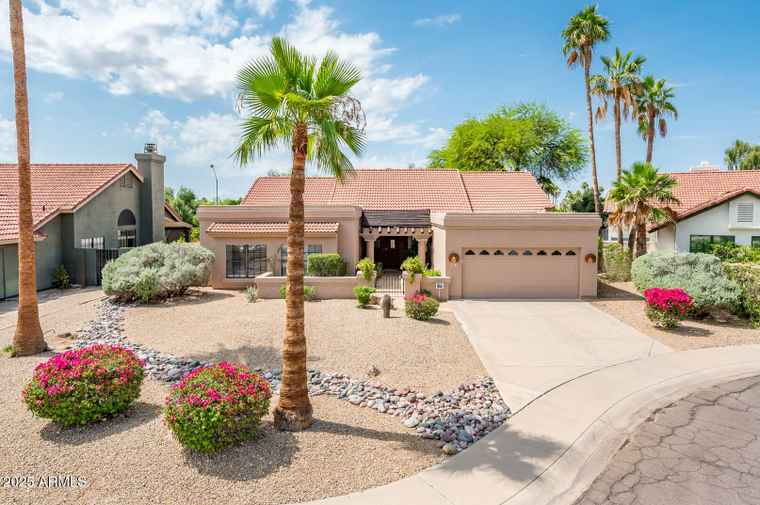 Photo of 8977 E Ludlow Dr Scottsdale, AZ 85260