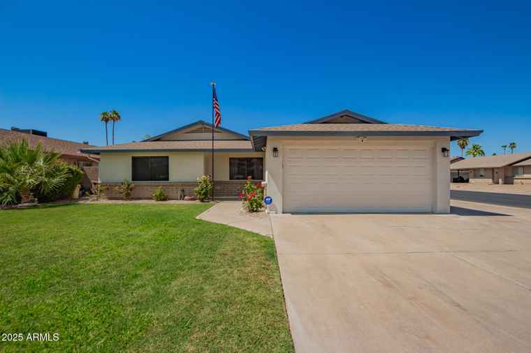 Photo of 3828 W Port AU Prince Ln Phoenix, AZ 85053