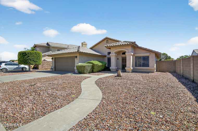 Photo of 13665 N 80th Dr Peoria, AZ 85381