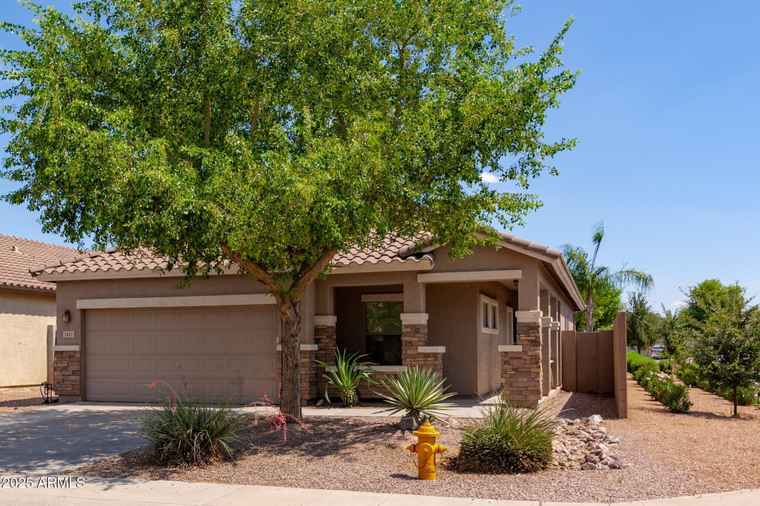 Photo of 1461 W Brangus Way San Tan Valley, AZ 85143