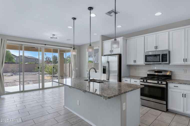 Photo of 19566 N Crestview Ln Maricopa, AZ 85138