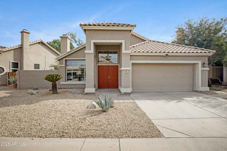 Photo of 115 W EL Freda Rd Tempe, AZ 85284