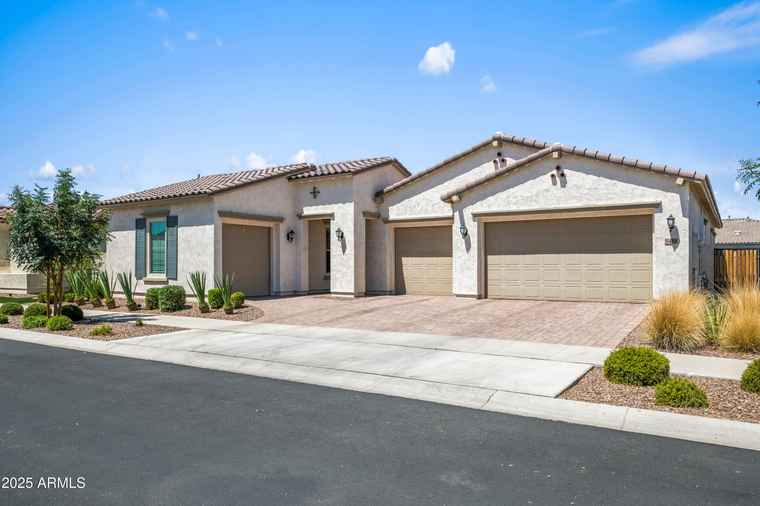 Photo of 5418 S Del Rancho -- Mesa, AZ 85212