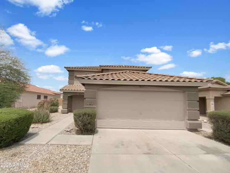 Photo of 1078 E Poncho Ln San Tan Valley, AZ 85143