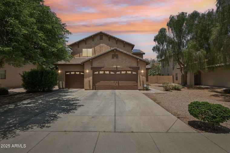 Photo of 16014 W Port Royale Ln Surprise, AZ 85379