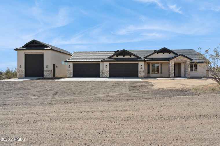 Photo of 31652 N Misty Ln Queen Creek, AZ 85142