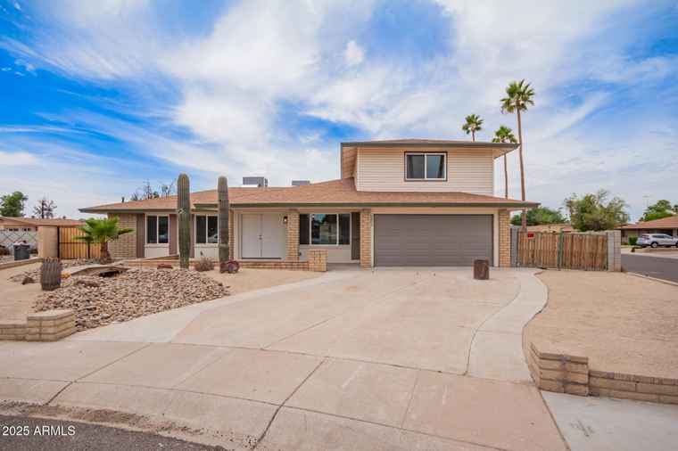 Photo of 9803 N 40th Dr Phoenix, AZ 85051
