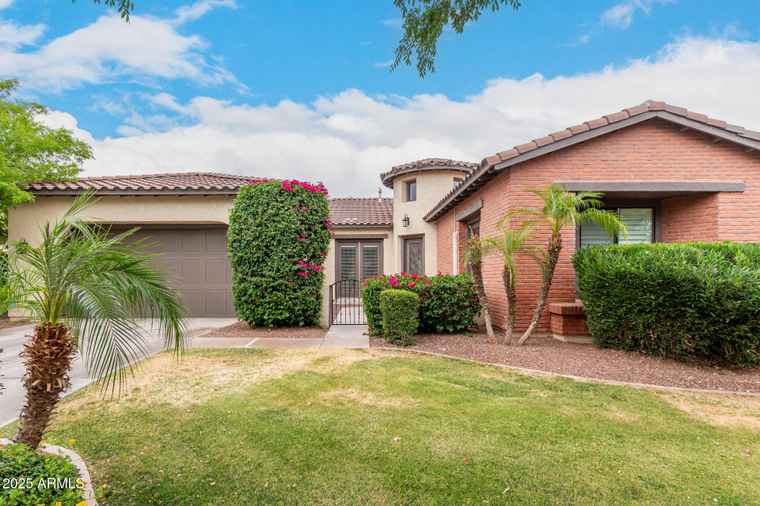 Photo of 20532 W Summit Pl Buckeye, AZ 85396