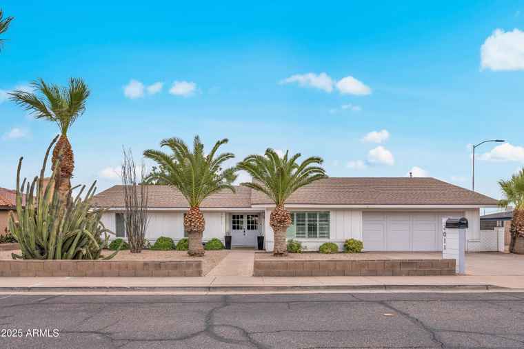 Photo of 2011 E Gary Cir Mesa, AZ 85213