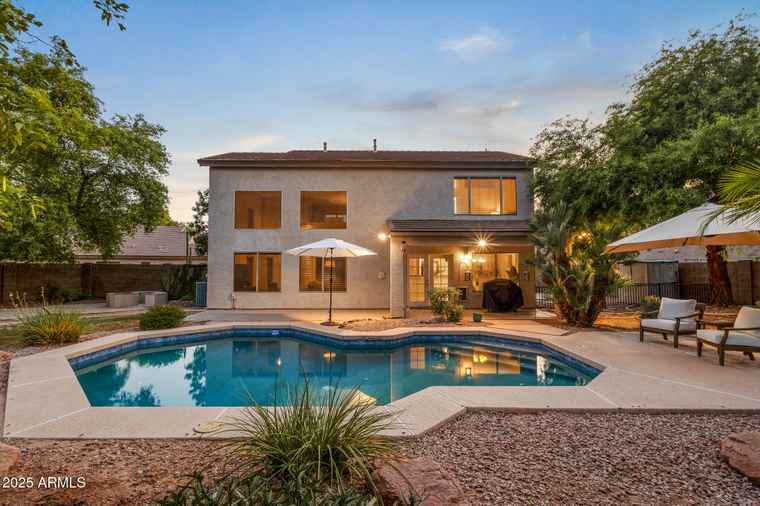 Photo of 642 W Crane Ct Chandler, AZ 85286