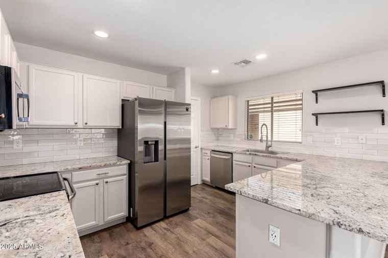 Photo of 43341 W Kristal Ln Maricopa, AZ 85138