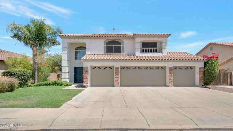 Photo of 506 E Rosebud Dr San Tan Valley, AZ 85143