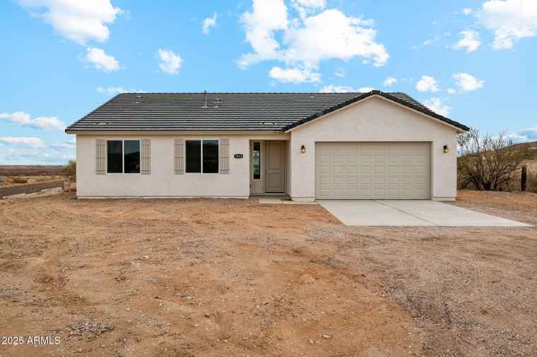 Photo of 18975 W Crescent Way Buckeye, AZ 85326