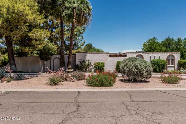 Photo of 1010 E Buena Vista Dr Tempe, AZ 85284