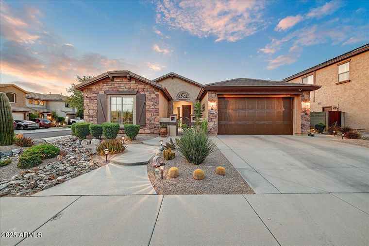 Photo of 9058 W Redbird Rd Peoria, AZ 85383