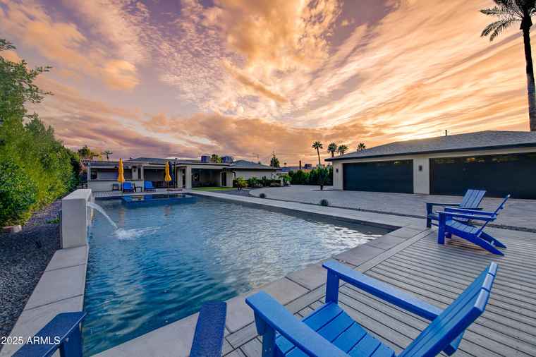 Photo of 334 W Bethany Home Rd Phoenix, AZ 85013