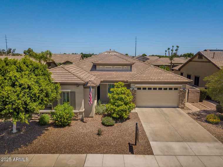 Photo of 1904 E Grand Canyon Dr Chandler, AZ 85249