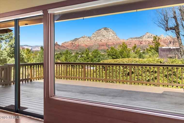 Photo of 320 Panorama Blvd Sedona, AZ 86336