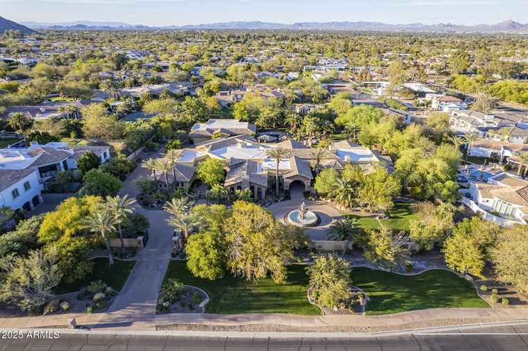 Photo of 5030 E Mockingbird Ln Paradise Valley, AZ 85253