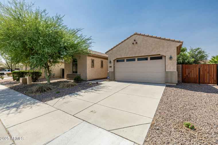 Photo of 16991 W Gibson Ln Goodyear, AZ 85338
