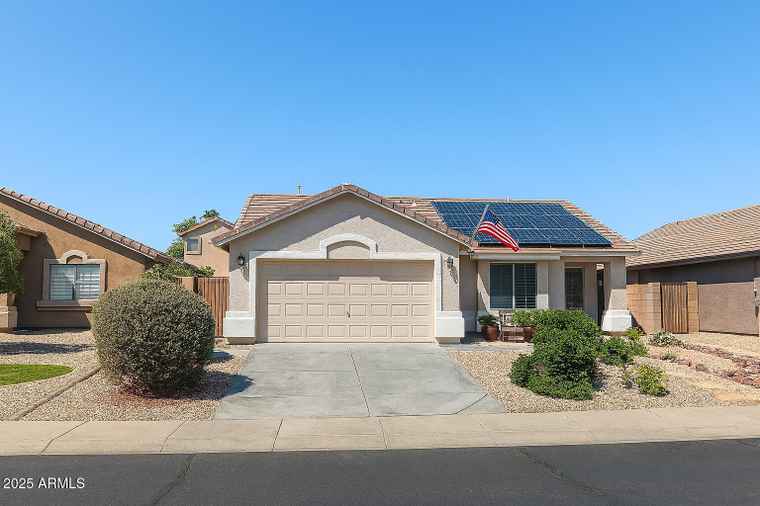 Photo of 43328 W Chisholm Dr Maricopa, AZ 85138