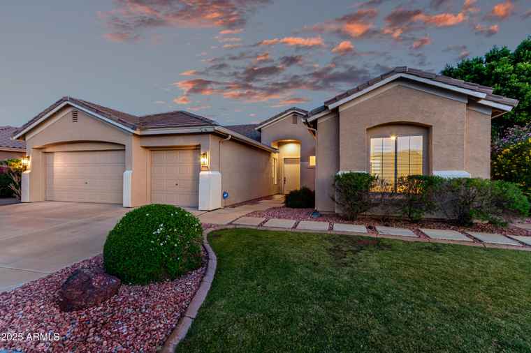 Photo of 4215 W Hackamore Dr Phoenix, AZ 85083