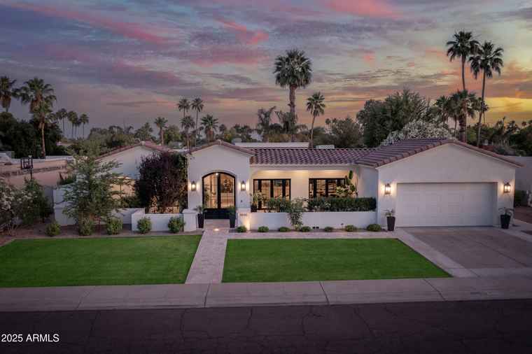 Photo of 8045 E Del Caverna Dr Scottsdale, AZ 85258