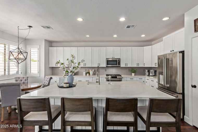 Photo of 1342 E Jade Dr Chandler, AZ 85286