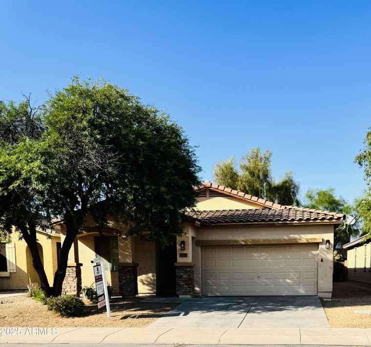 Photo of 44140 W Cydnee Dr Maricopa, AZ 85138