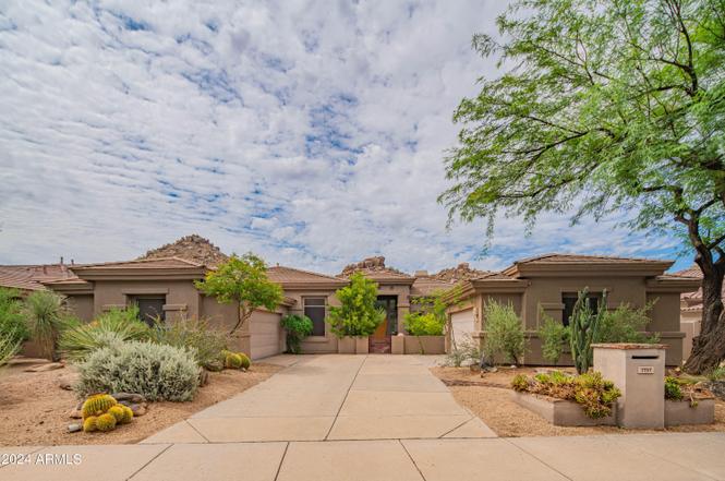 Live　at　Far　East　2007-2008　LOOKING　FOR　T 7737 E Shooting Star Way, Scottsdale, AZ 85266 | Redfin