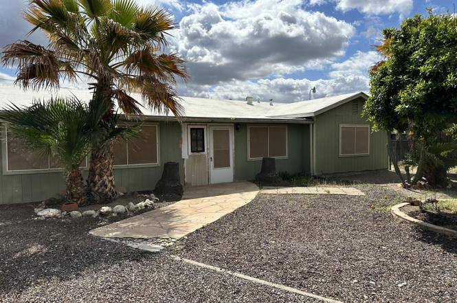 34635 S K Field Rd, Black Canyon City, AZ 85324 | Redfin