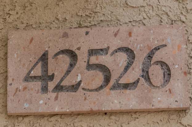 https://ssl.cdn-redfin.com/photo/86/mbphoto/644/genMid.6098644_2.jpg
