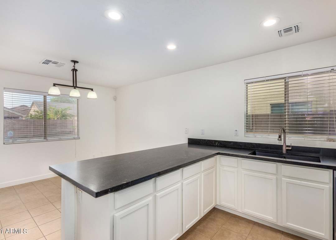 10836 W Coolidge St, Phoenix, AZ 85037