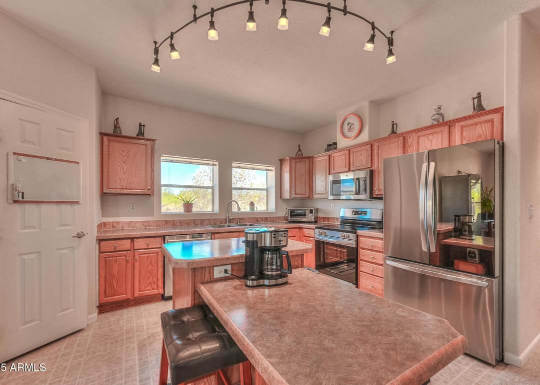 4853 S Hancock Trl, Sierra Vista, AZ 85650