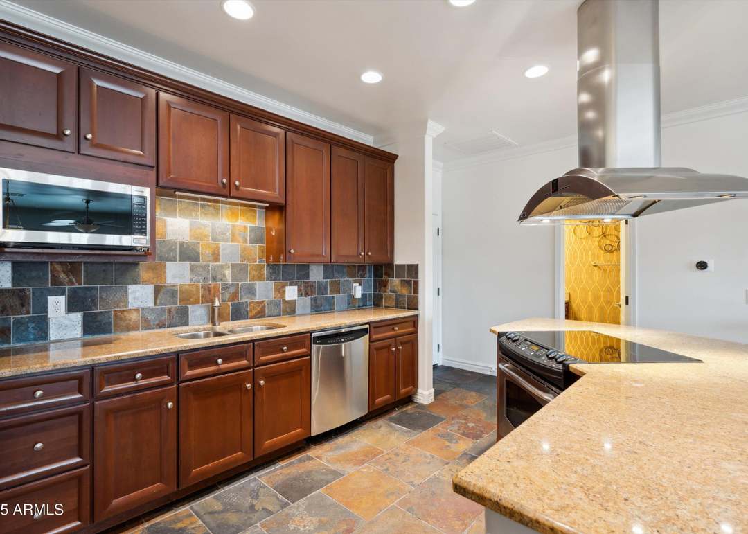 10757 N 74th St #1016, Scottsdale, AZ 85260
